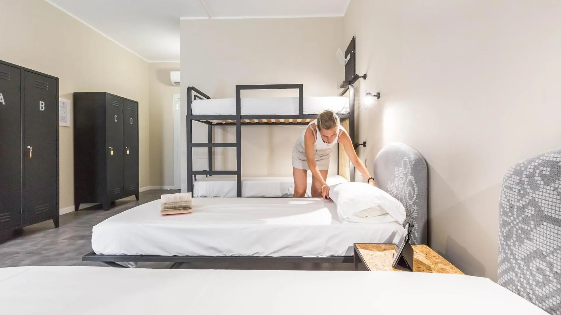 אלגהרו Piccolo Catalunya Hostel
