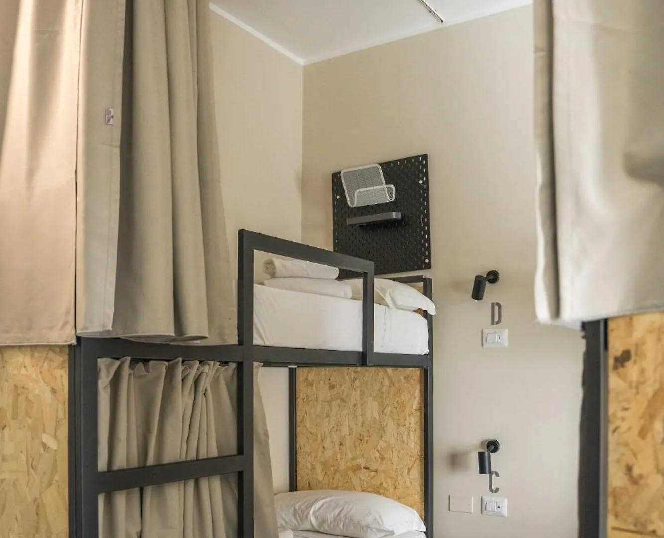 אלגהרו Piccolo Catalunya Hostel