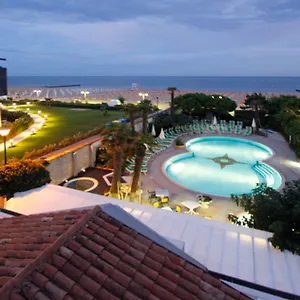 https://park-hotel-cellini.hotelslidodijesolo.com