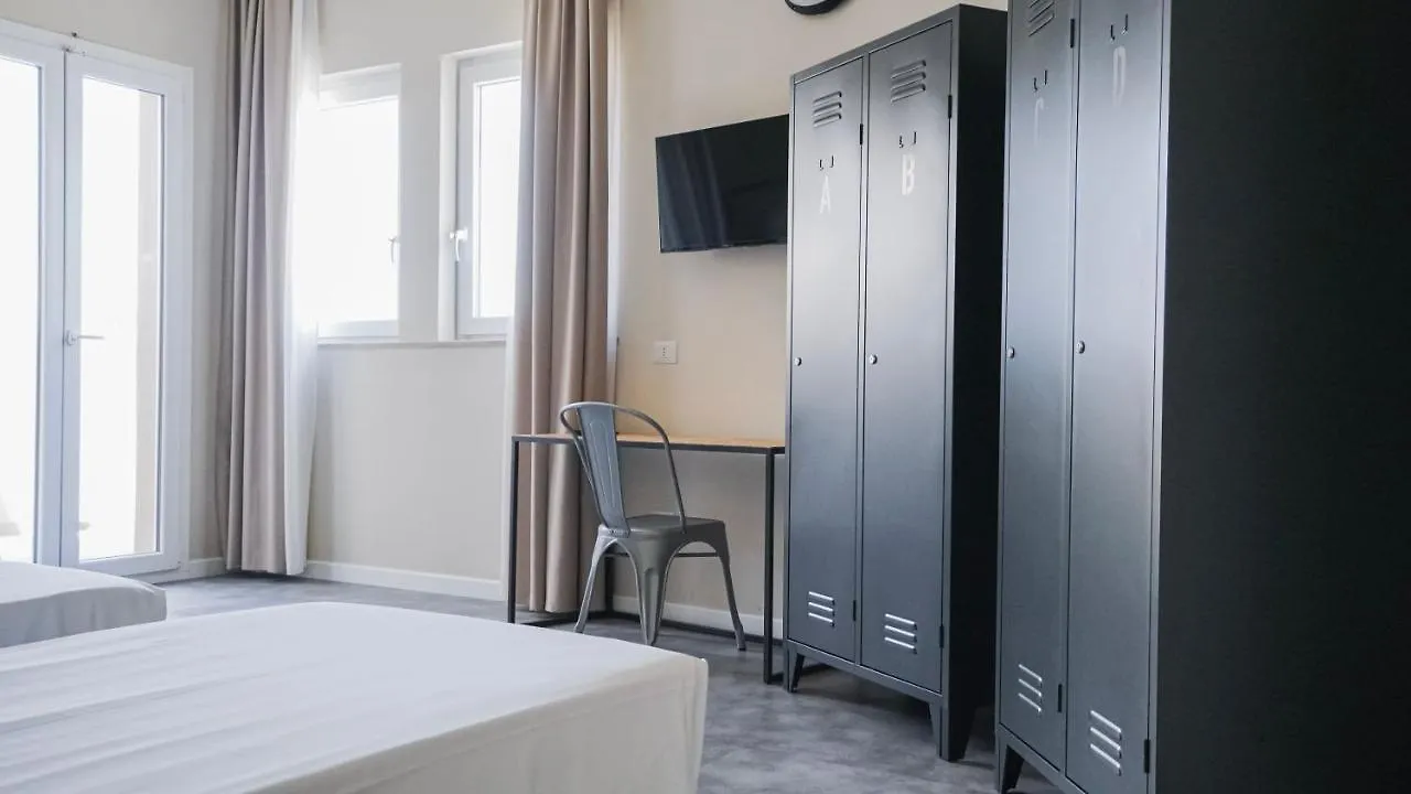 Piccolo Catalunya Hostel Alghero 0*,