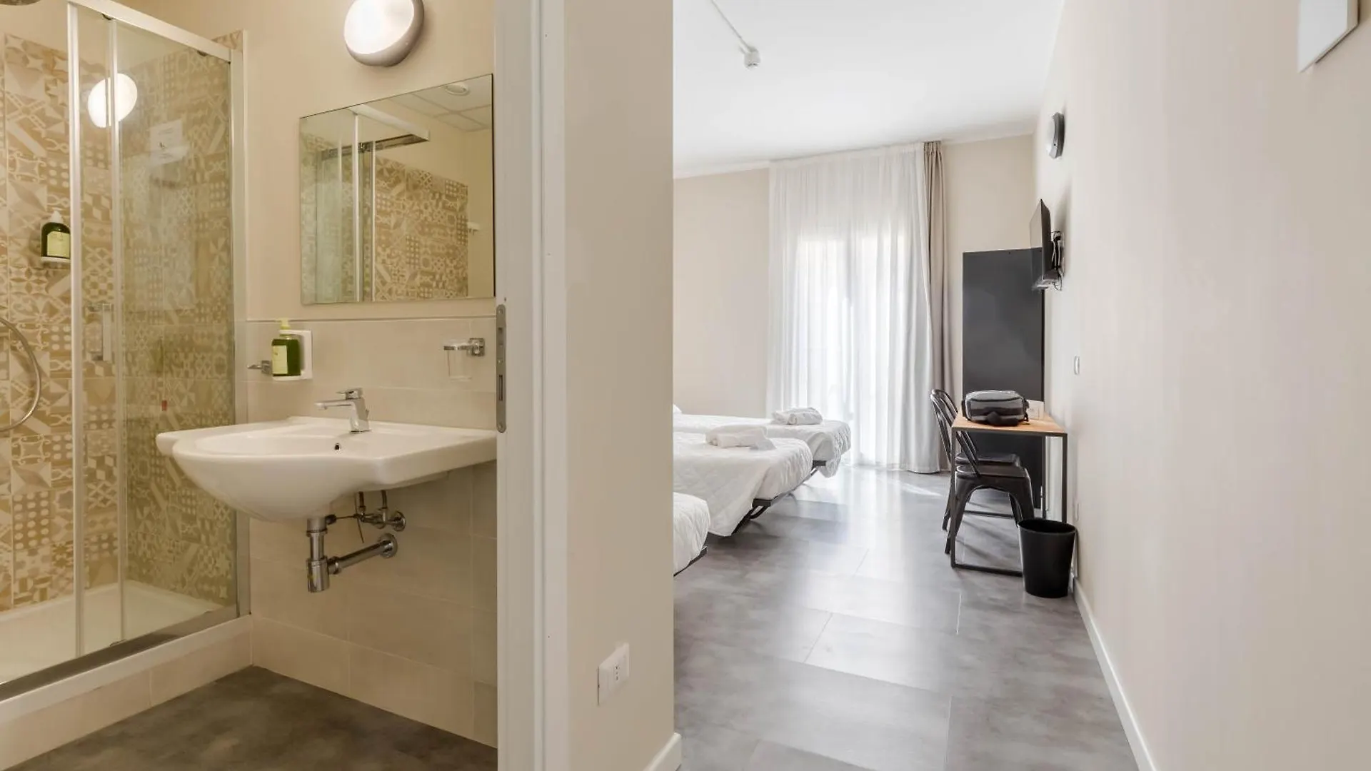 Piccolo Catalunya Hostel Alghero Italy